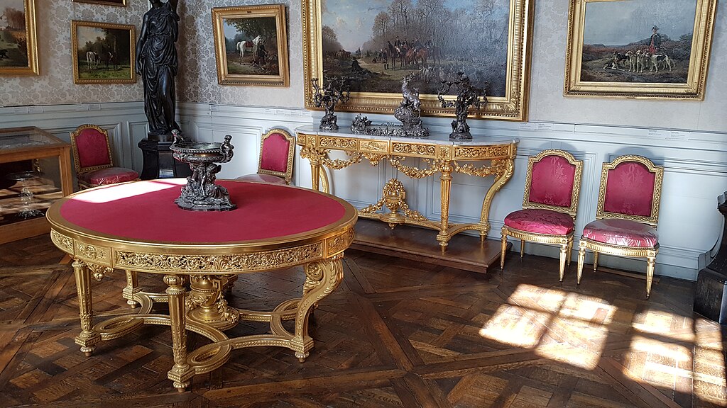 While Louis XIV furniture had imposed the concept of hierarchy through the use of geometry, Louis XV furniture had eliminated the concept of hierarchy through the use of fluid movement.