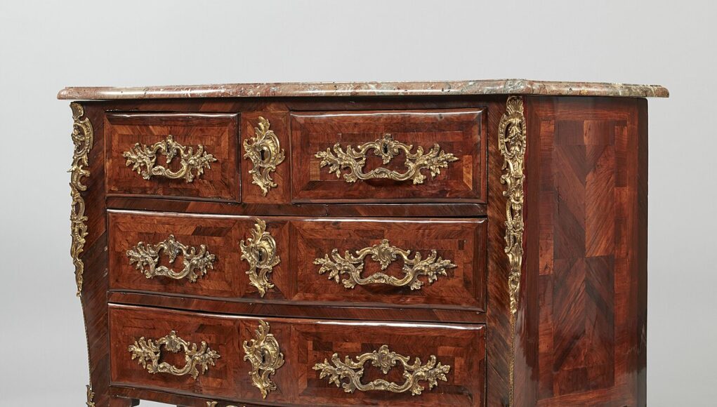 Rococo Style Furniture Is Back: See Why Designers Are Obsessed Rococo Style Furniture Is Back: See Why Designers Are Obsessed