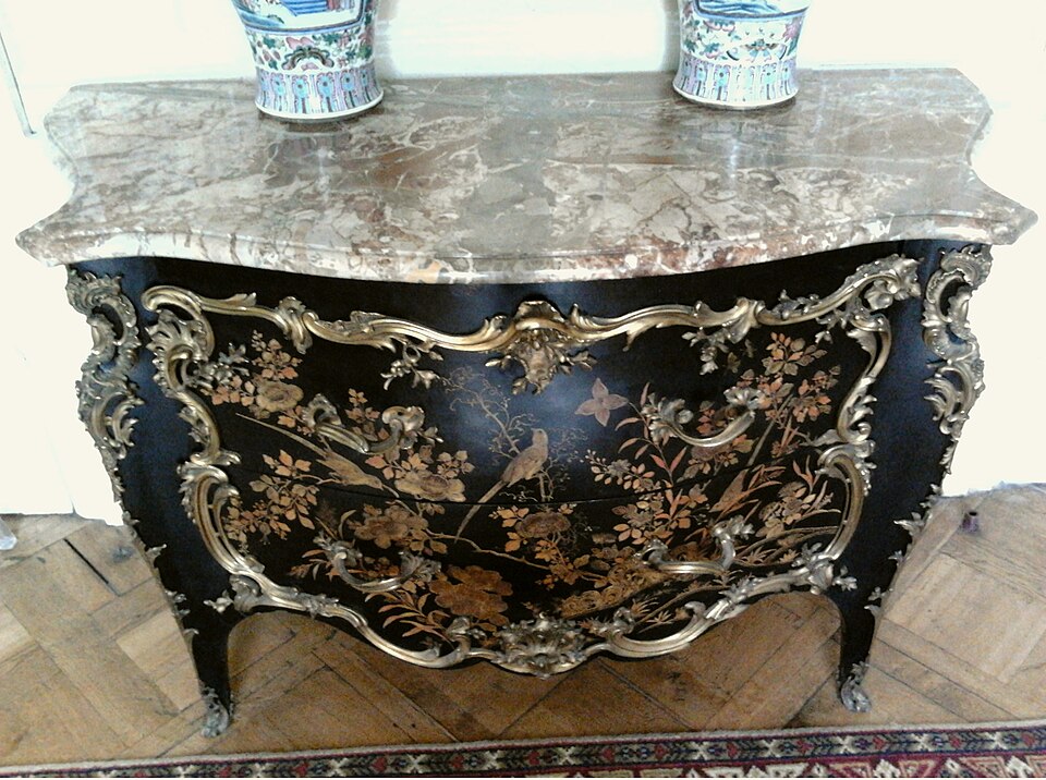 France Neo rococo commode - Grand Boudoir Rococo Style Furniture Is Back: See Why Designers Are Obsessed