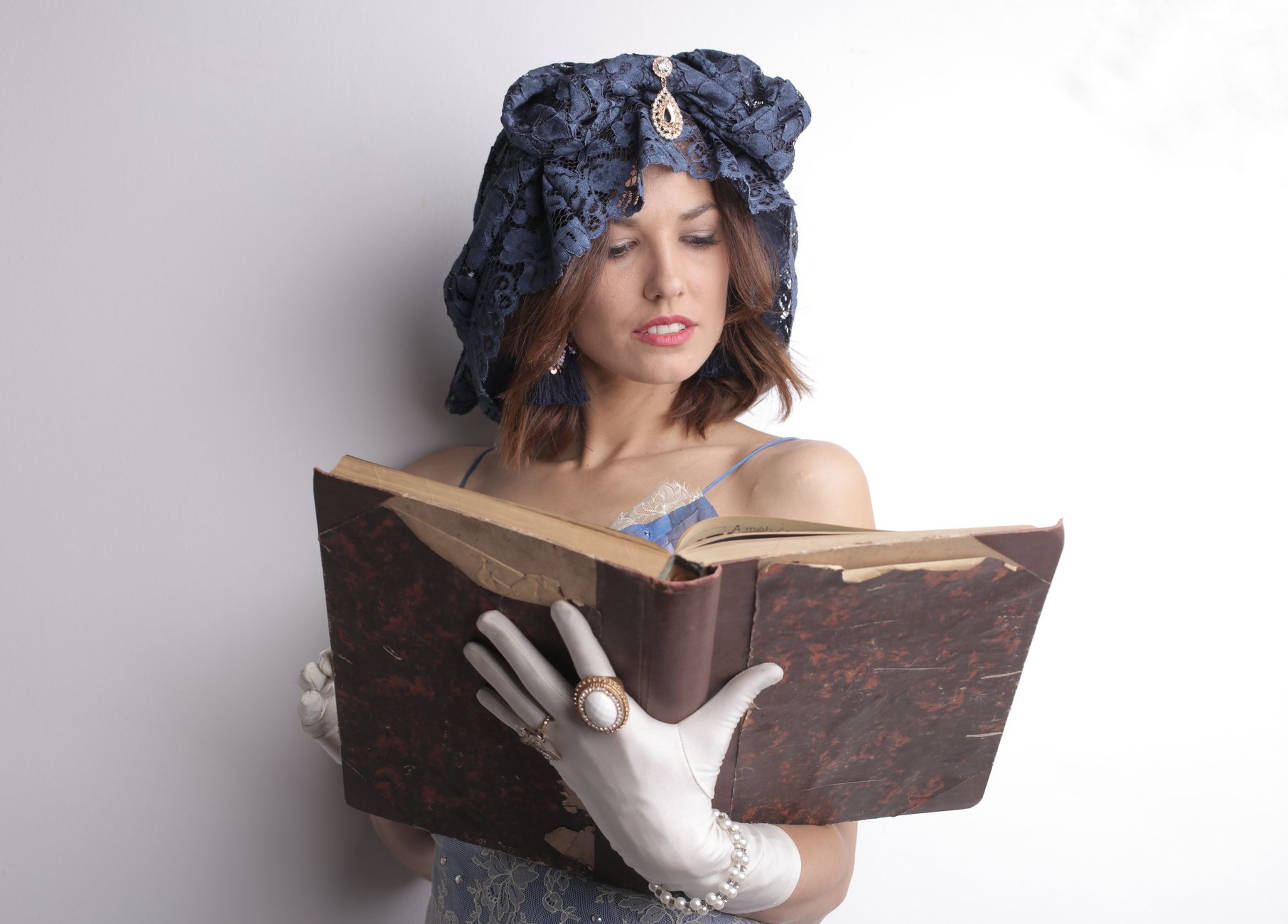 Victorian Gloves: The Surprising Secrets Hidden in These Elegant Relics