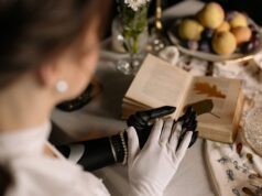 Victorian Gloves: The Surprising Secrets Hidden in These Elegant Relics Victorian Gloves: The Surprising Secrets Hidden in These Elegant Relics