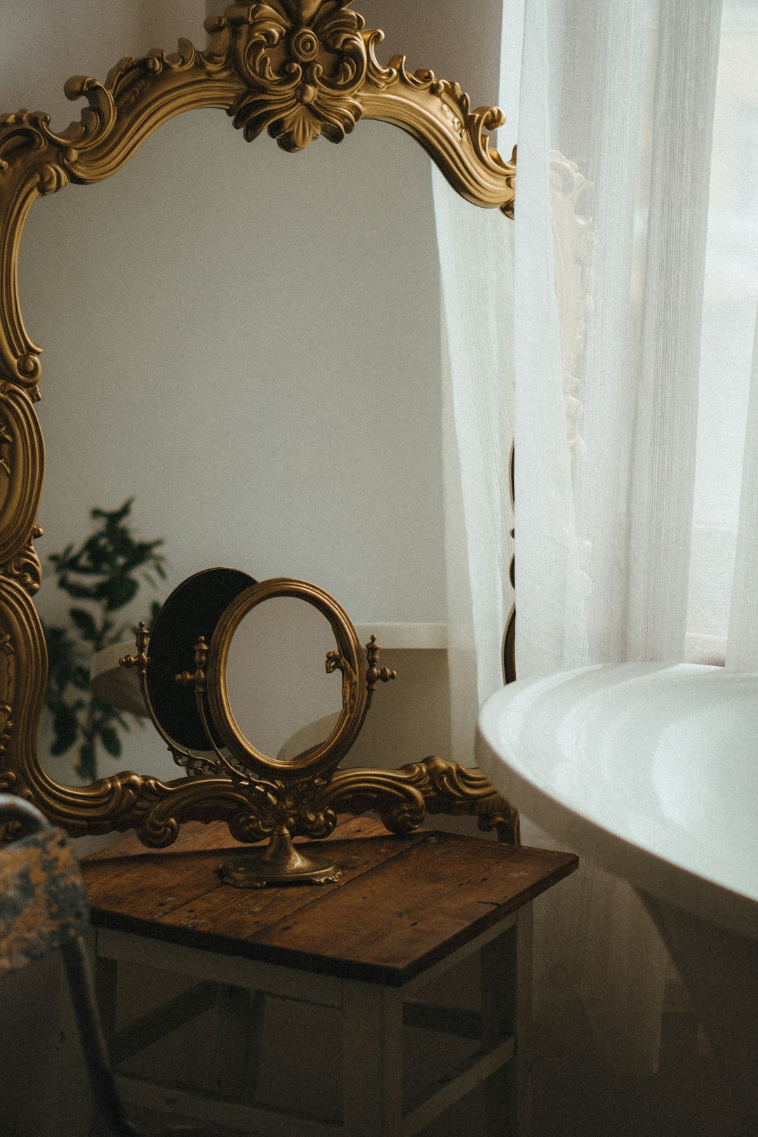 This Antique Rococo Mirror Could Be Worth a Fortune—Here’s Why