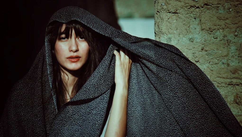 Victorian Cloaks: The Romantic Fashion Secret Making a Bold Comeback