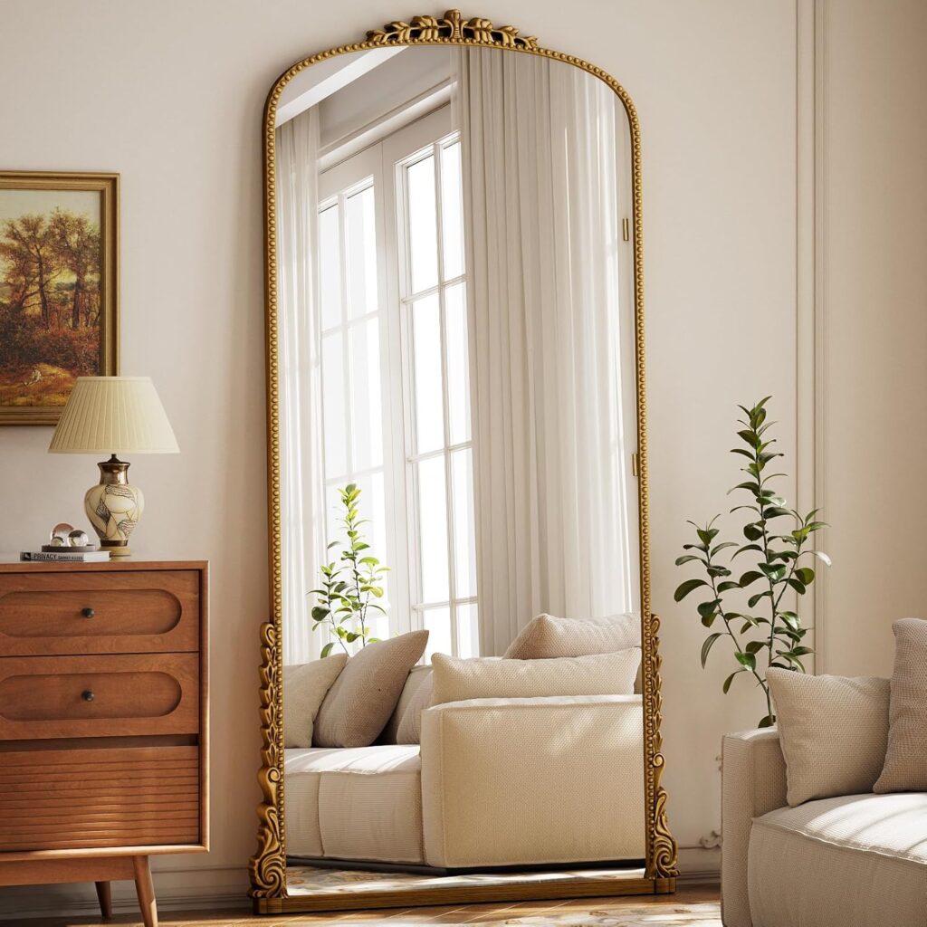 81bF401V2gL. AC SL1500 - Grand Boudoir Discover how to decorate a French apartment like a Parisian interior designer, with chic styling tips, color palettes, and layout ideas for timeless elegance.