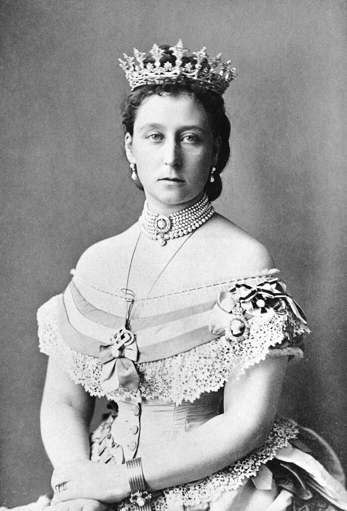 Alice Princess Louis of Hesse - Grand Boudoir Princess Alice Maud Mary