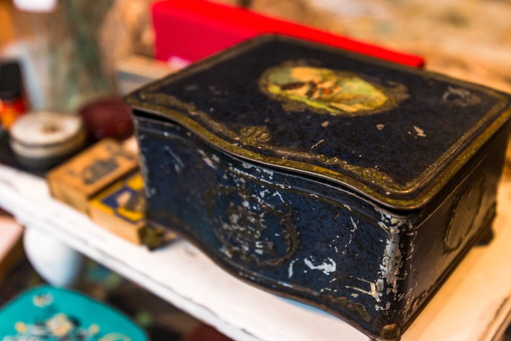 Victorian jewelry box - Grand Boudoir a close-up of a computer