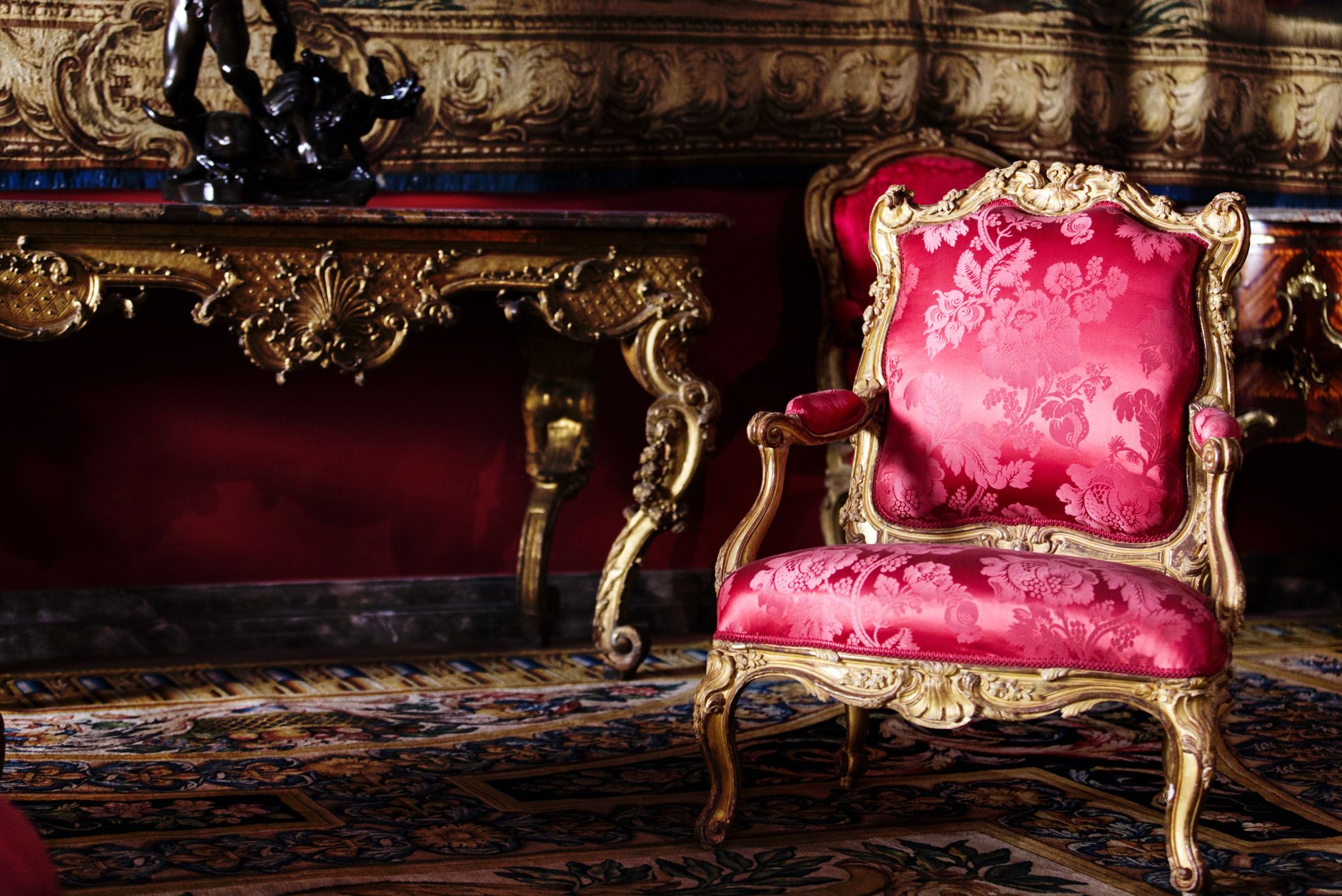 pexels photo 12691635 - Grand Boudoir Rococo Interior Decoration: A Complete Expert Guide to the Most Playful Style in European Design