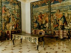 Rococo Furniture and the Intimate Theater of Grand Boudoirs Rococo Furniture and the Intimate Theater of Grand Boudoirs