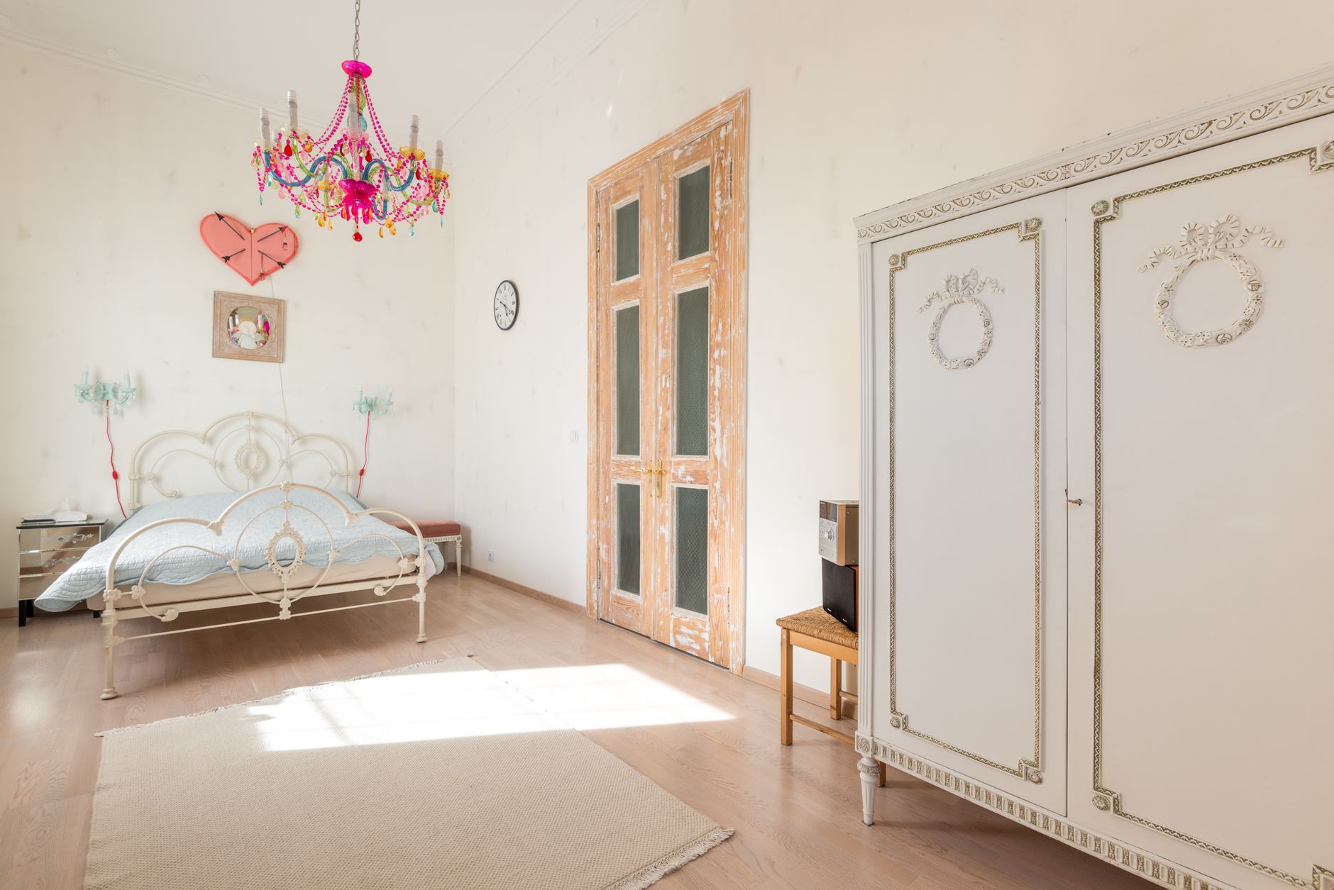 pexels photo 8092162 - Grand Boudoir French Provincial Furniture Bedroom as Quiet Luxury Art